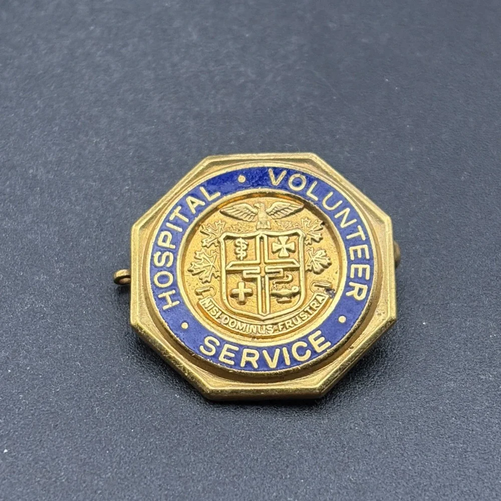 Hospital Volunteer Service Gold‎ Tone Lapel Hat Pin